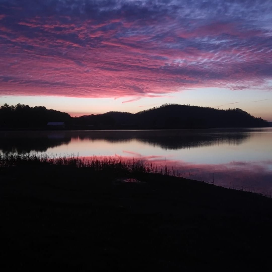 Pink sunset over Neely Henry Lake