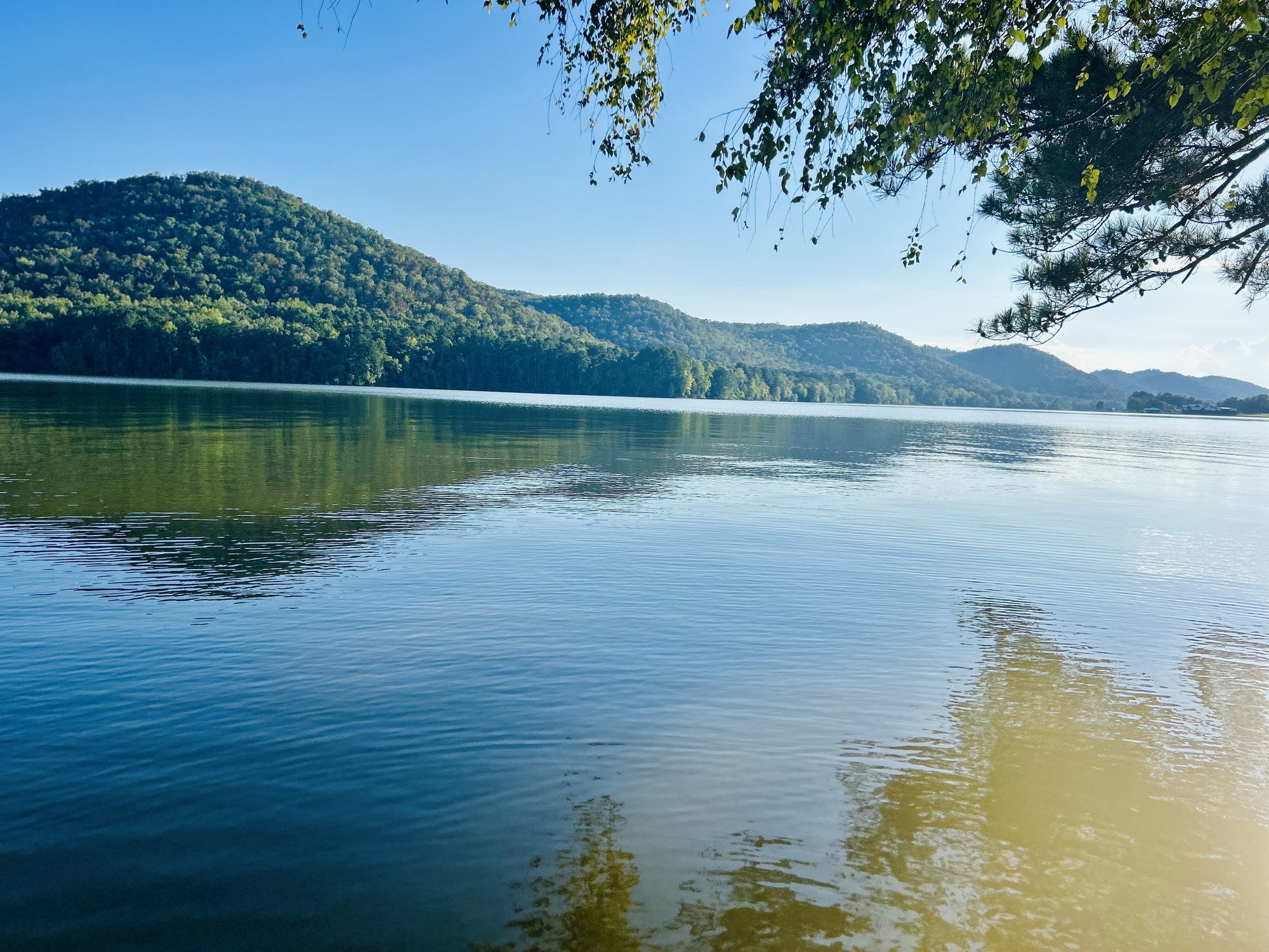 Mountain and water view over Neely Henry Lake